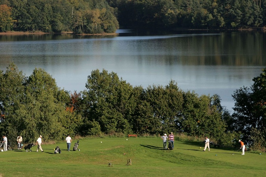 golf Neuvic groot en klein parcours. 2 x 9 holes